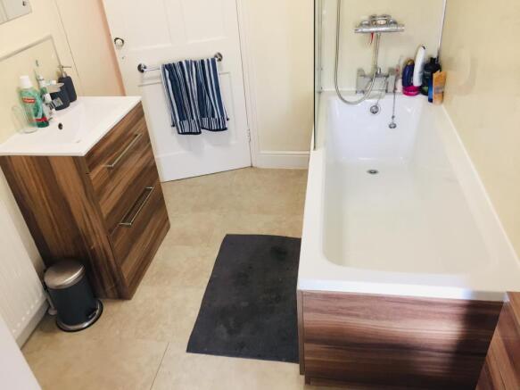Bathroom1