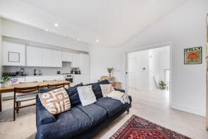 Flat 3, 64, Peckham Road, London SE5 8PX