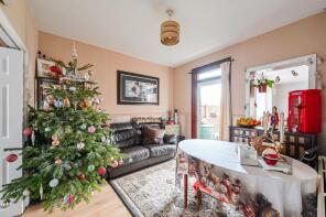 8, Forest View Road, Manor Park, London E12 5HT