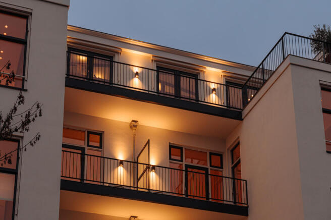 Hemonylaan 23 F 1074 BJ AMSTERDAM image 2