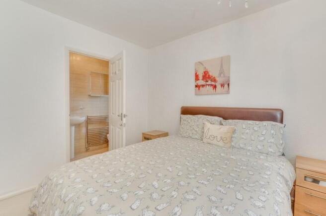3 bed Detached Bungalow for sale Image 11