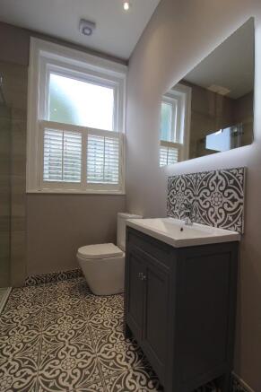 2 bed Apartment to rent Image 10