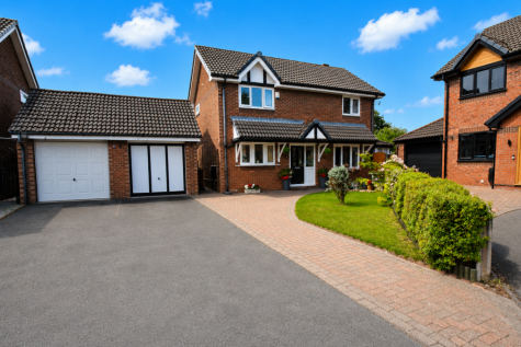 Robins Close, Littlemoss, M43