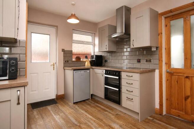 3 bed Semi-Detached for sale Image 11