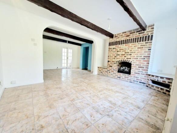 Lounge / Dining Room