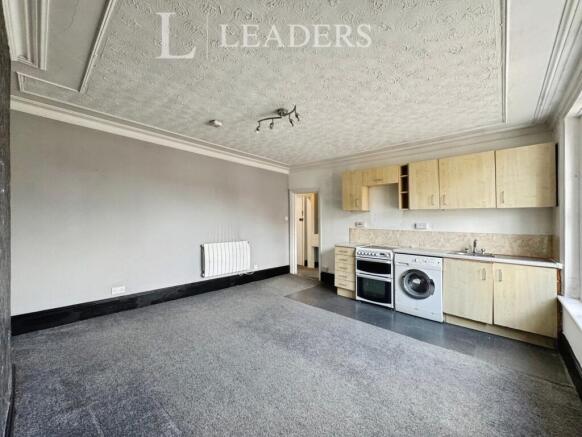 Lounge/Kitchen