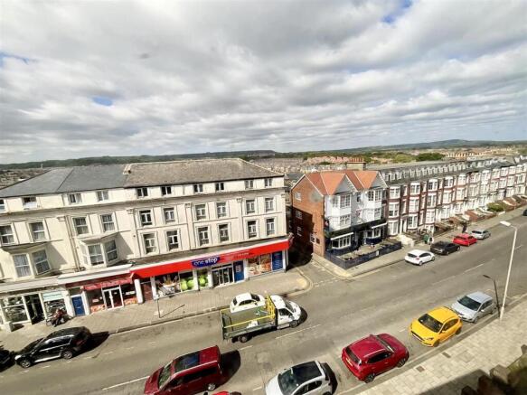 7 bed Terraced for sale Image 10