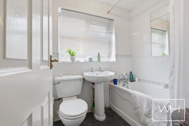 3 bed Semi-Detached for sale Image 9