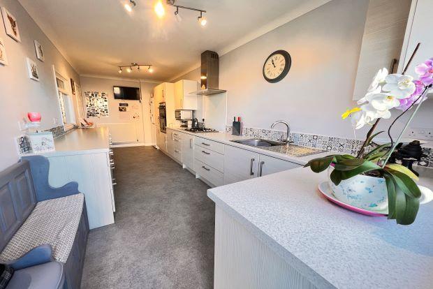 Fitted Kitchen