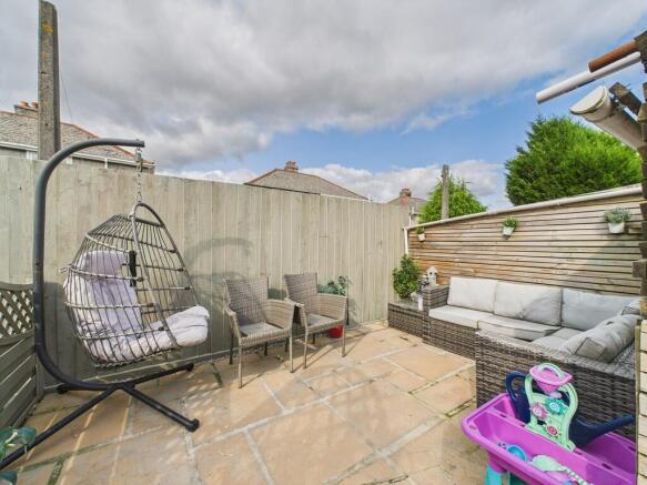 CAM02089G0-PR0546...