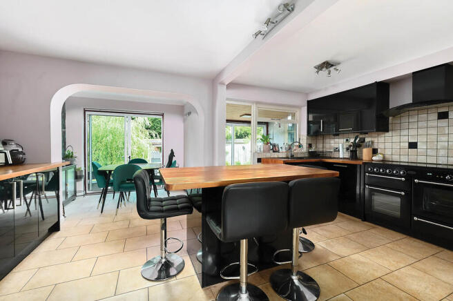 21 Ashbury Drive ...