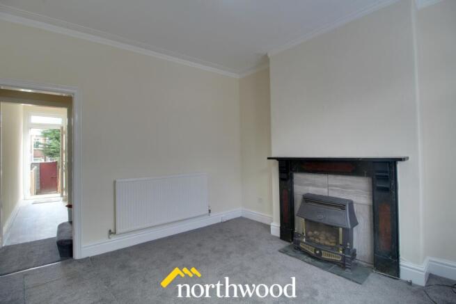 2 bed Terraced to rent Image 4
