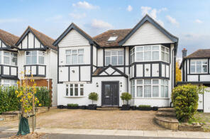 5, Edgeworth Crescent, Hendon, London NW4 4HA