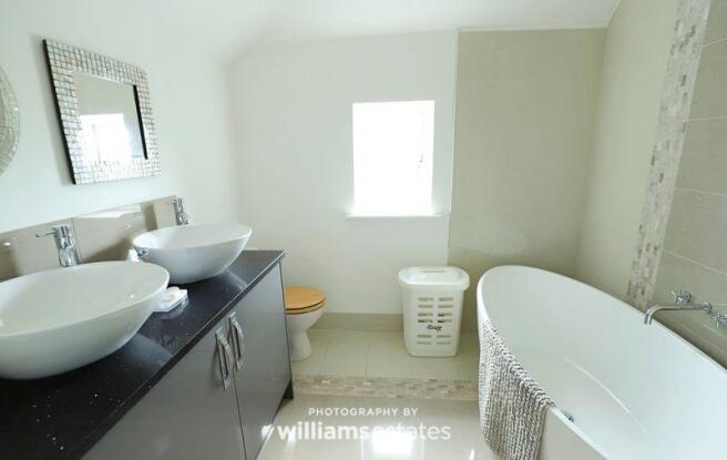 master en-suite