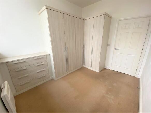 Bedroom 2 Wardrob...