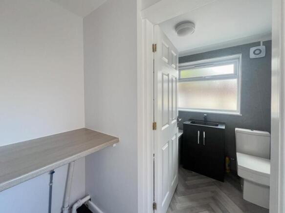 3 bed Terraced to rent Image 7