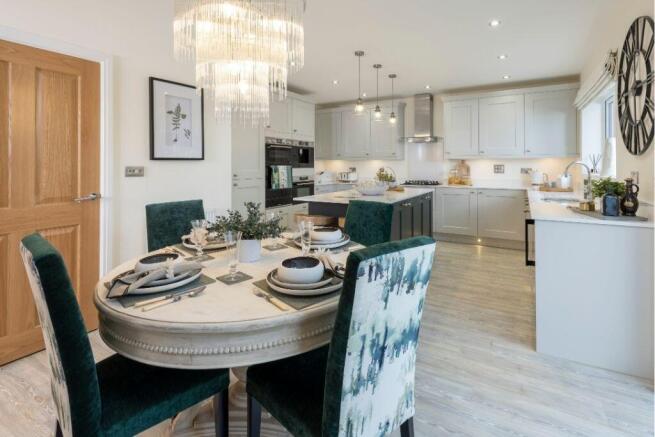 4 bed Detached for sale Image 4