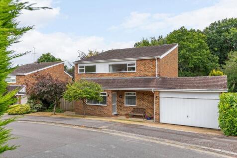 Fairford Close, Haywards Heath, RH16