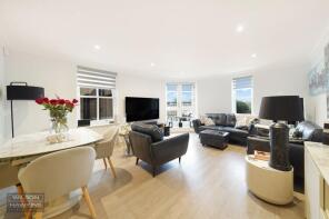 27, King Henry Mews, Harrow HA2 0JF
