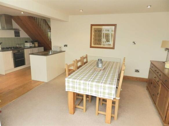 DINING KITCHEN