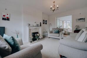 30, Reddings Avenue, Bushey WD23 3PB