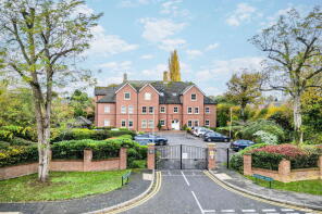 17, 80 Eversleigh Court, Aqueduct Road, Solihull Lodge, Solihull B90 1BU