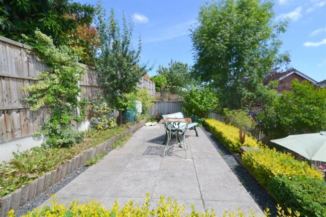 terrace1.JPG