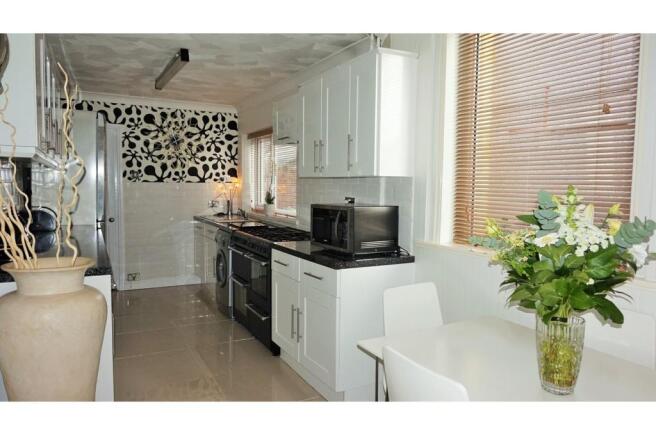 Kitchen / Breakfast