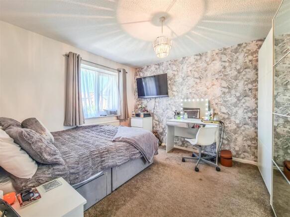 Bedroom 2.jpg