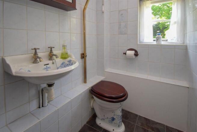 Cloakroom 