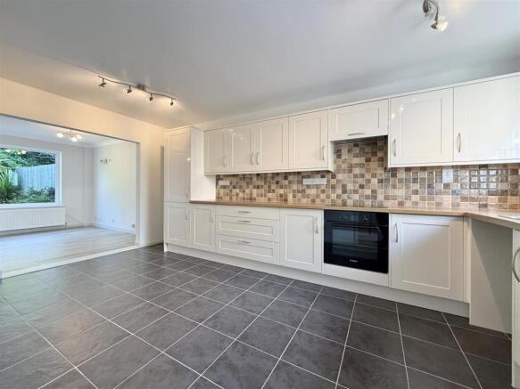 Bridle Close, Paignton photo 4