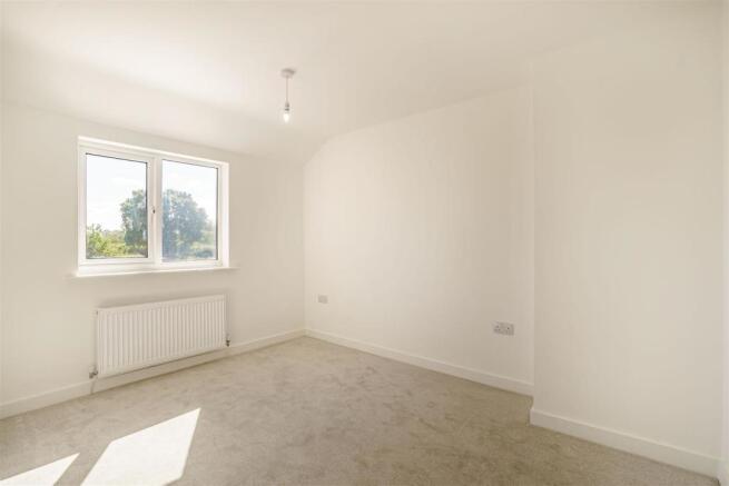 8519013-interior19.jpg