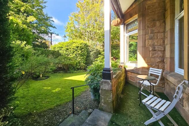 2 bed Flat for sale Image 10