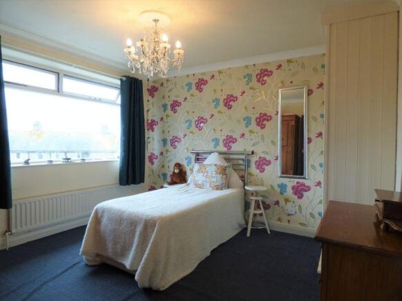 3 Bedrooms 