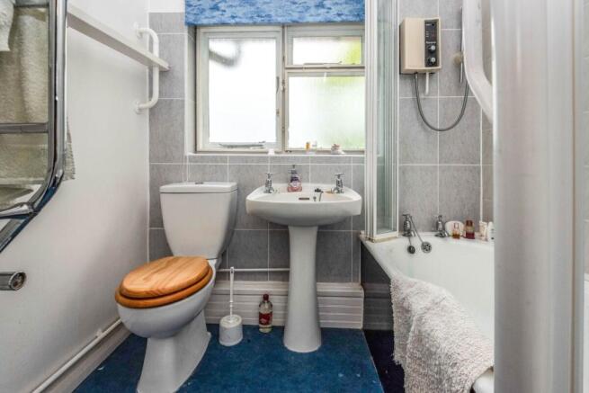 Bathroom / WC