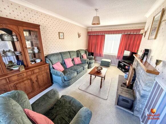 Lounge 1