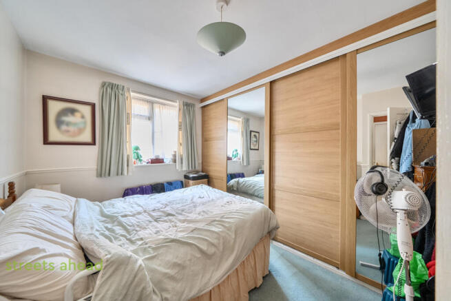 77ac8ba6-a7a1-4c5...