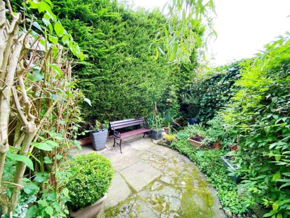 Garden 12.jpg