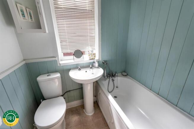 3 bed House for sale Image 8
