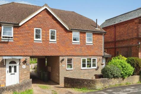London Road, Hurst Green, Etchingham, East Sussex, TN19