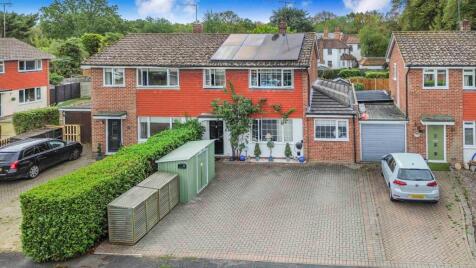 Greenleas Close, Yateley