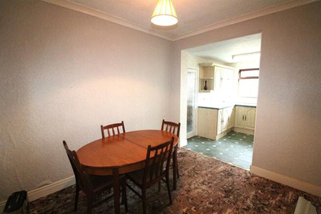 28 Sidlaw Rd-Dining.JPG