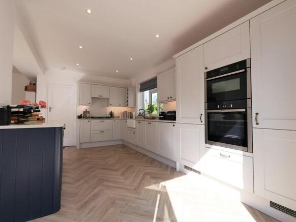 KITCHEN2
