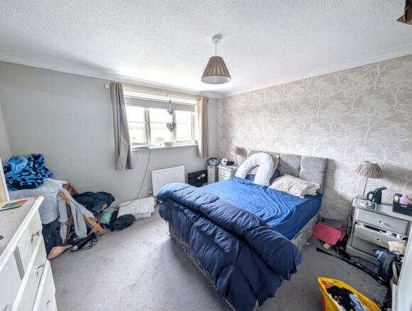4 bed Detached for sale Image 5
