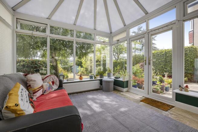 5 bed Semi-Detached for sale Image 10
