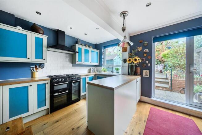 Kitchen/Breakfast