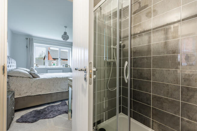 En-Suite Shower R...