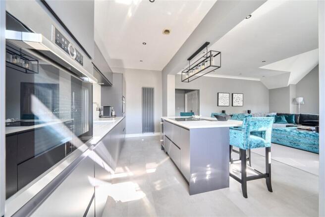 2 bed Apartment for sale Image 12