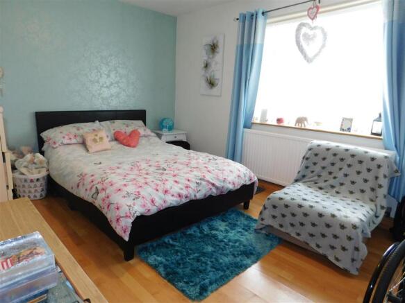bed 2.JPG