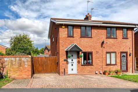 22 St. Andrews Drive, Perton, Wolverhampton, WV6 7YJ